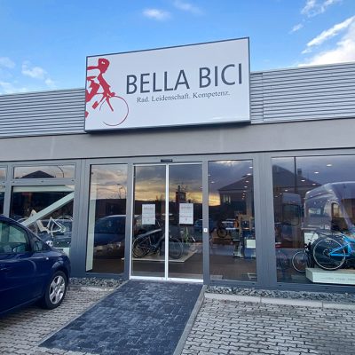 quehl_außenwerbung_moeglichkeiten_leuchtkasten_bella_biki