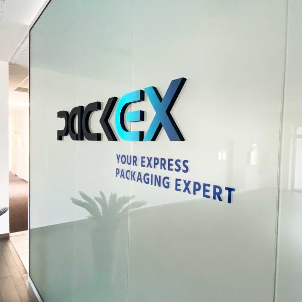 quehl_schöne_werbung_fassadenverkleidung_packex (2)