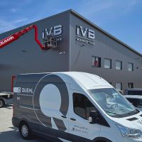 quehl_werbeanlage_3d_lichtbuchstaben_ivb_marketing_montage