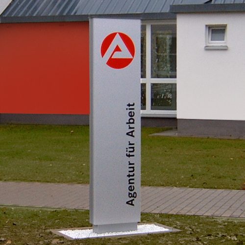 quehl_werbepylon_agentur_fuer_arbeit_kaiserslautern